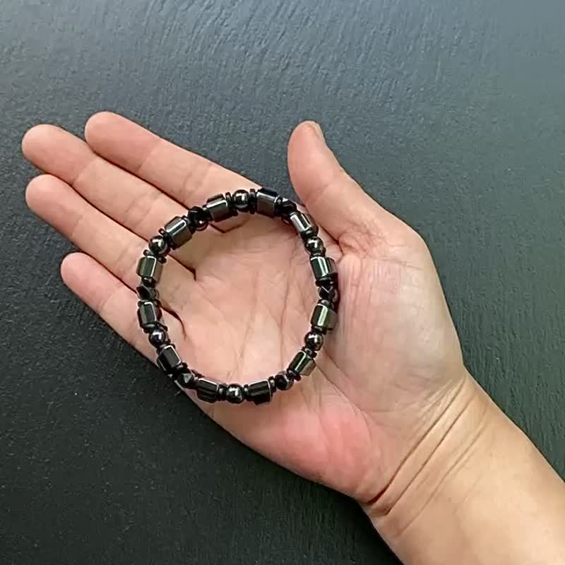 避邪防小人-金属光黑胆石x黑胆石圆珠x黑曜石 x黑檀木 个性手排 - 手链/手环 - 水晶 黑色