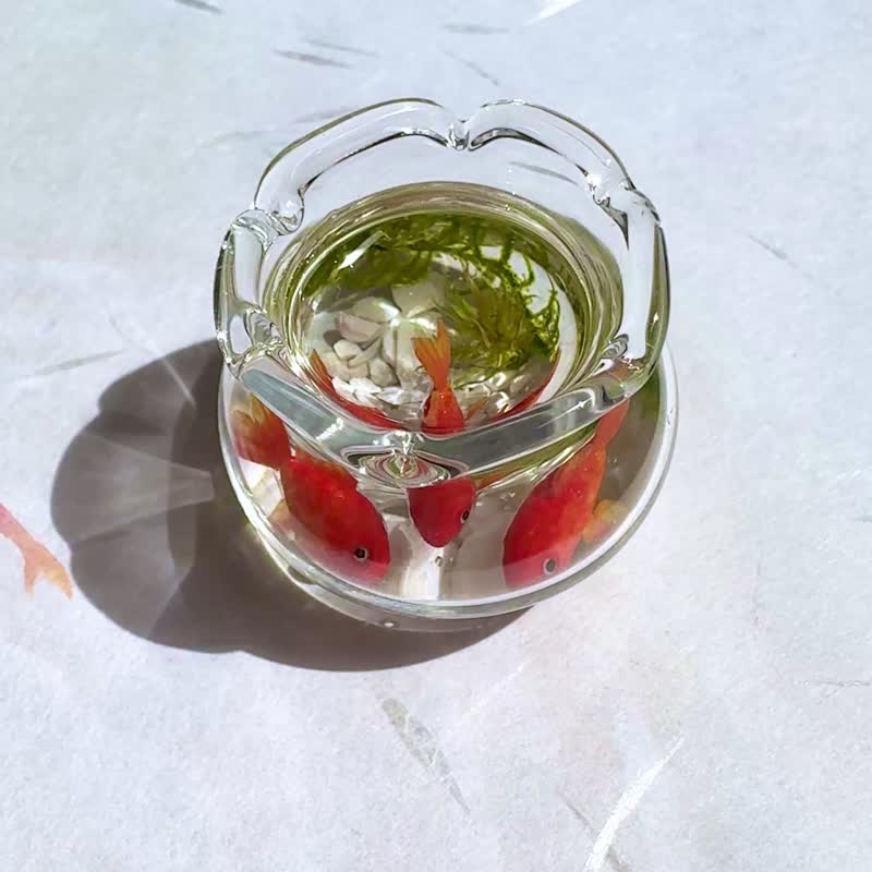 玻璃金鱼缸与和金金鱼3只 树脂手工摆饰 迷你 - 摆饰 - 树脂 