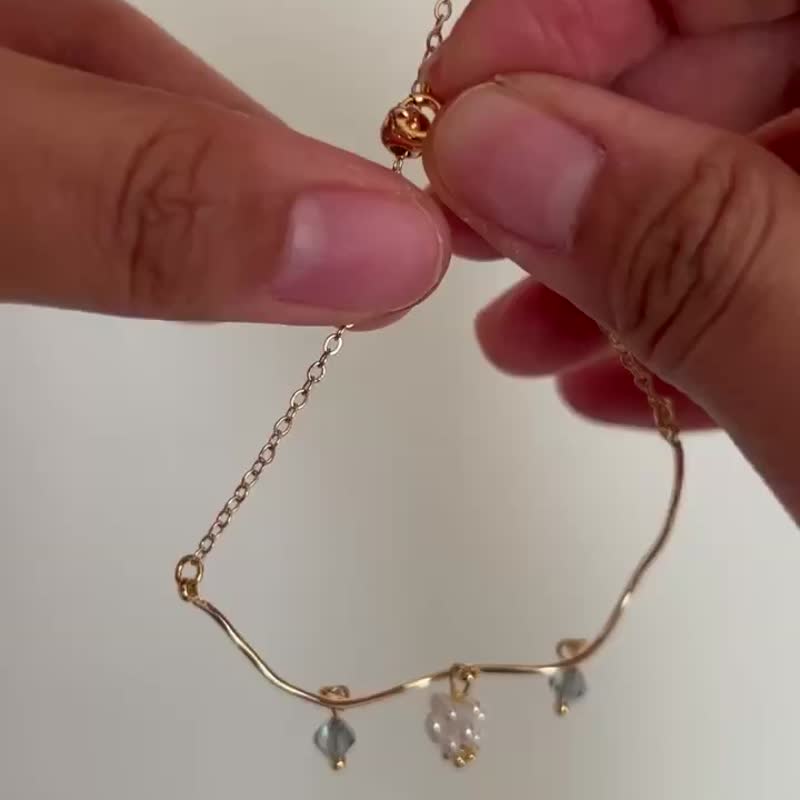 独特设计 可调节松紧 14k注金紫绿水晶珍珠球手链手镯x - 手链/手环 - 水晶 蓝色