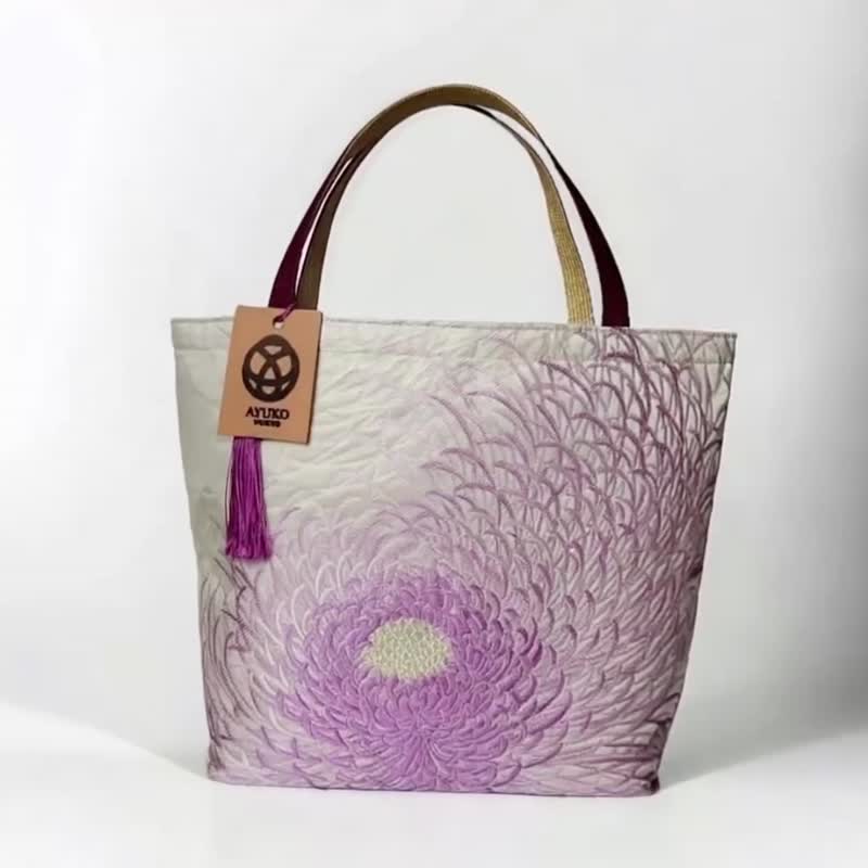 独一无二100%丝质和服袋带托特包 | 手工刺绣 | 日本艺术手提包 - 手提包/手提袋 - 丝．绢 紫色