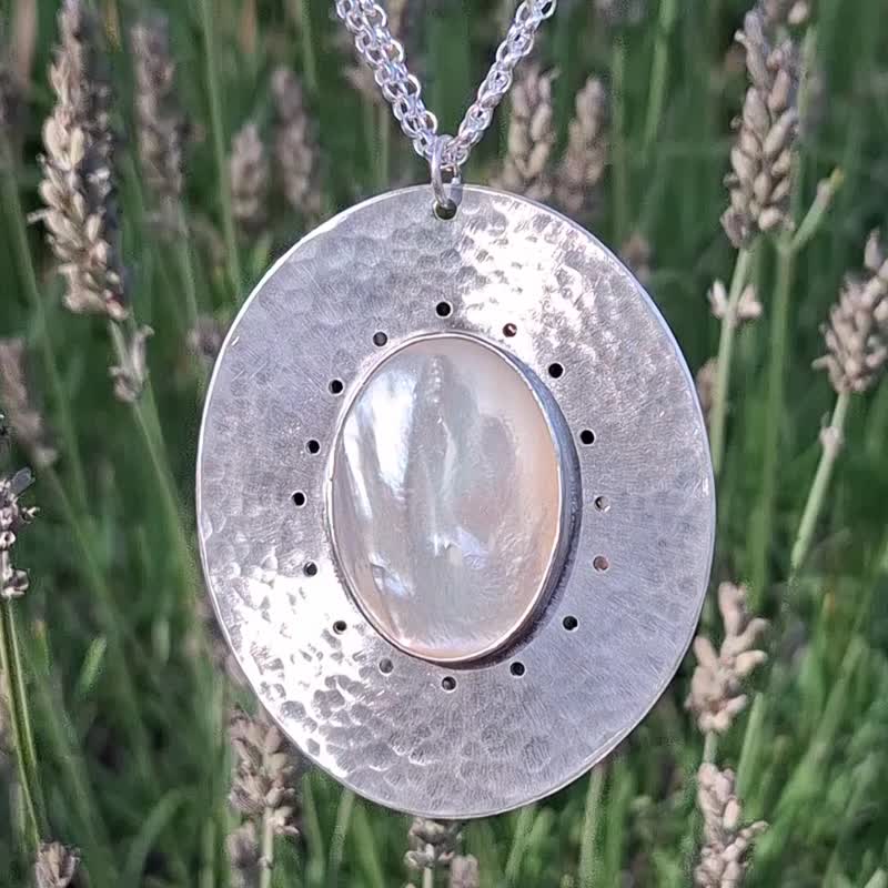 锤鍱纯银珍珠母贝项链 – 法国普罗旺斯手工制作 - 项链 - 纯银 银色