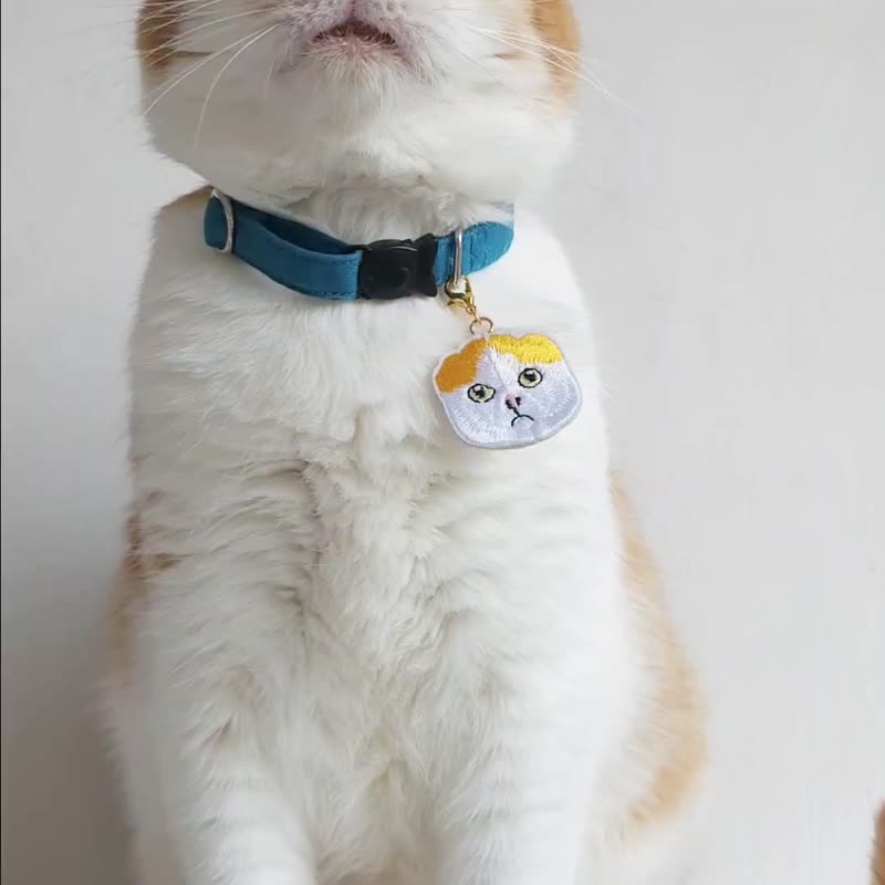 猫脸吊坠，有 14 种设计可供选择，非常轻便，可水洗，可用于挂在项圈上。 - 项圈/牵绳 - 棉．麻 多色