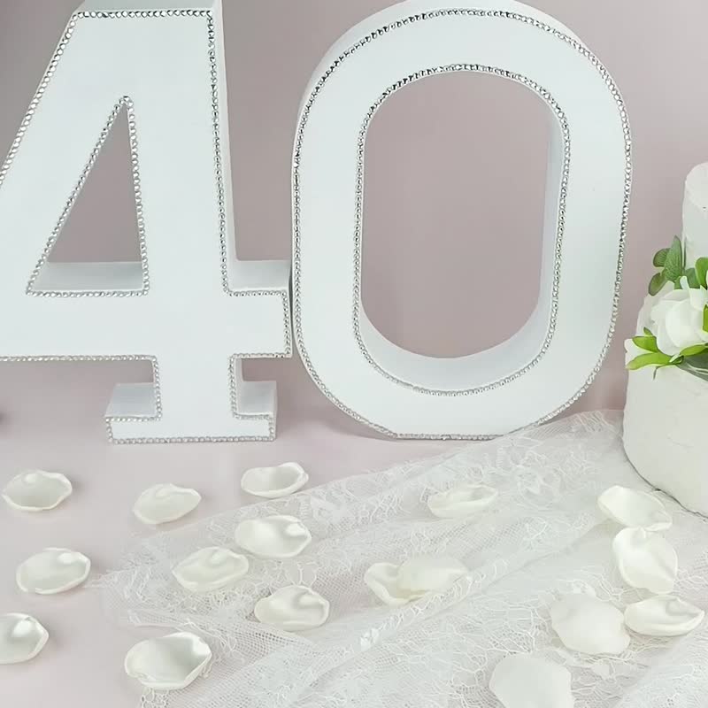 闪耀 40 数字摆饰－适合生日派对、红宝石婚或纪念日装饰 - 摆饰 - 其他材质 