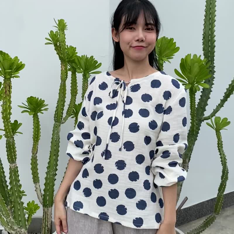 Natural Cotton Blouse with Bow String at the Neckline  - Blue Polka Dot - 女装上衣 - 棉 蓝色