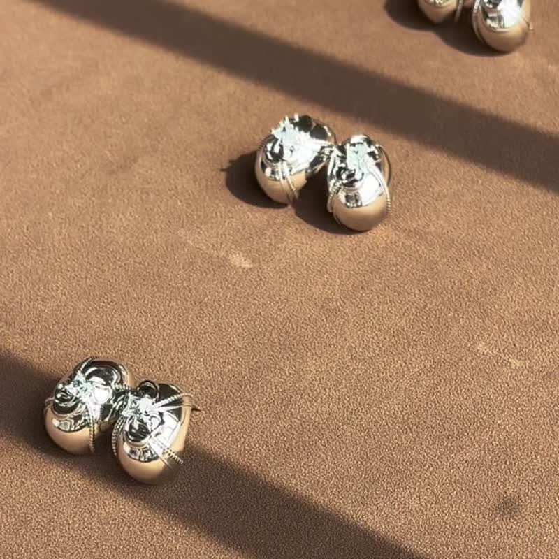 蛋 耳环 925银耳钉 简约 - 耳环/耳夹 - 铜/黄铜 银色