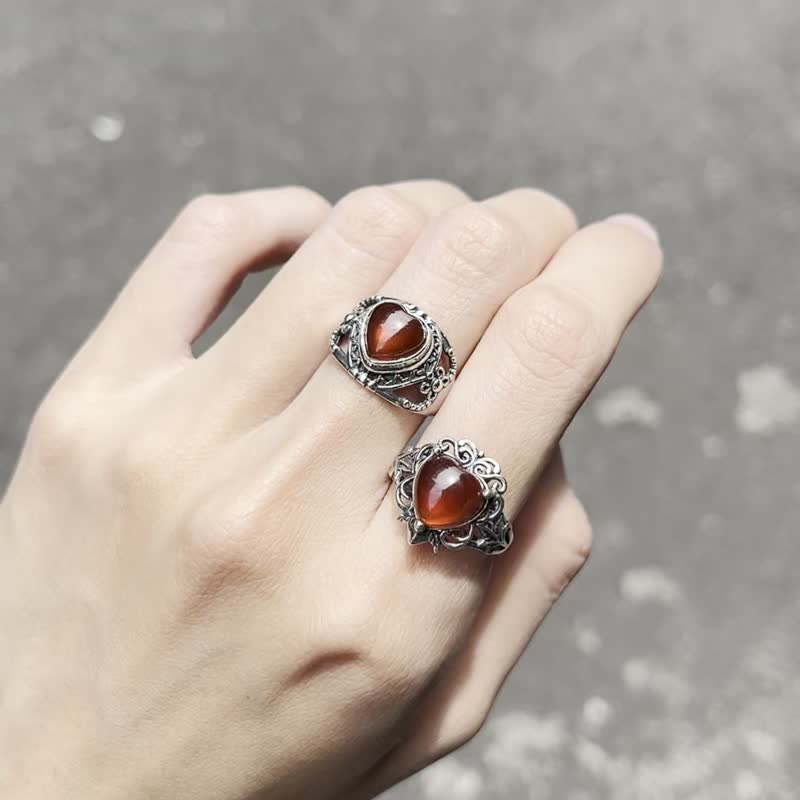 喜迎瑶 925银 红石榴石 石榴石 爱心戒指 活口 戒指 民族风 嬉皮 - 戒指 - 水晶 银色
