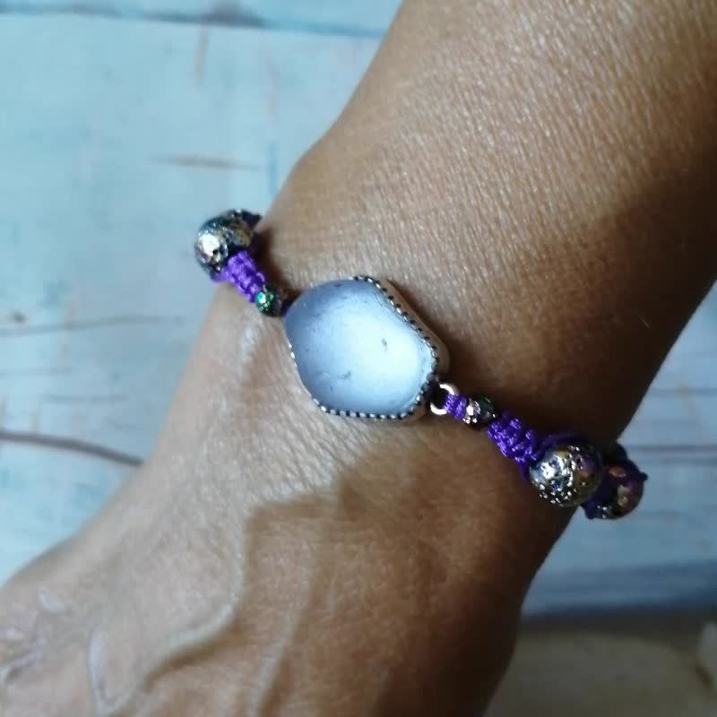 Purple Sea glass bracelet.Lavender beach bracelet for mom.Birthday gift for her - 手链/手环 - 玻璃 紫色