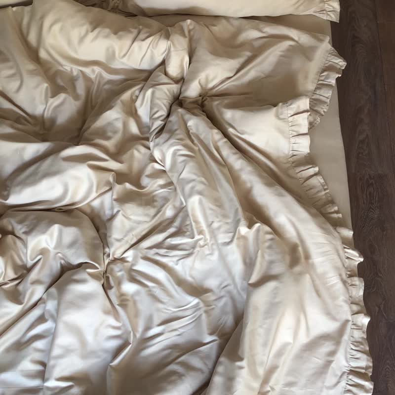 荷叶边被套组：100% 纯棉缎织寝具，燕麦奶色 - 寝具 - 棉 白色
