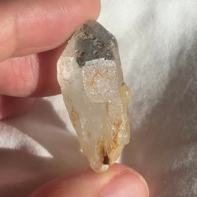 绿幽灵水晶簇 浮生 刀刻纹 天然原石 水晶原矿 水晶  crystal 摆 - 摆饰 - 水晶 绿色