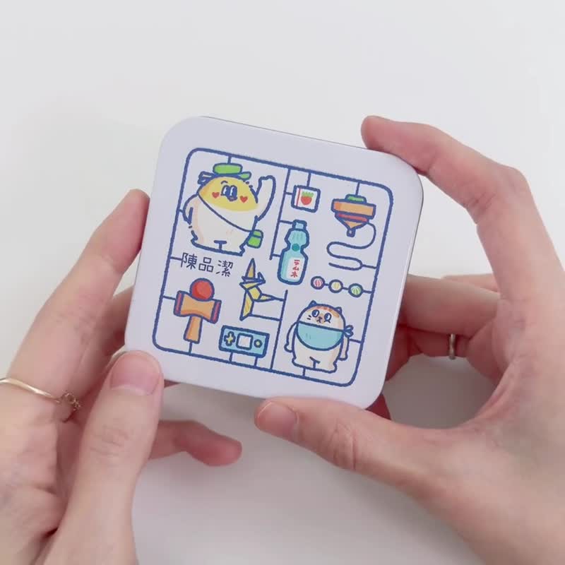 定制化 铁盒贴纸组 姓名贴 趣味贴 疗愈小贴纸 收纳盒 礼物 圣诞 - 贴纸 - 其他材质 