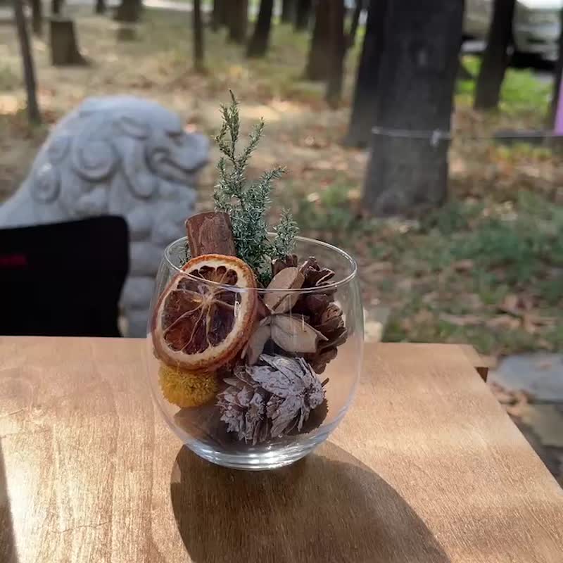 【圣诞装饰x交换礼物】干燥果实扩香杯 - 干燥花/捧花 - 植物．花 咖啡色