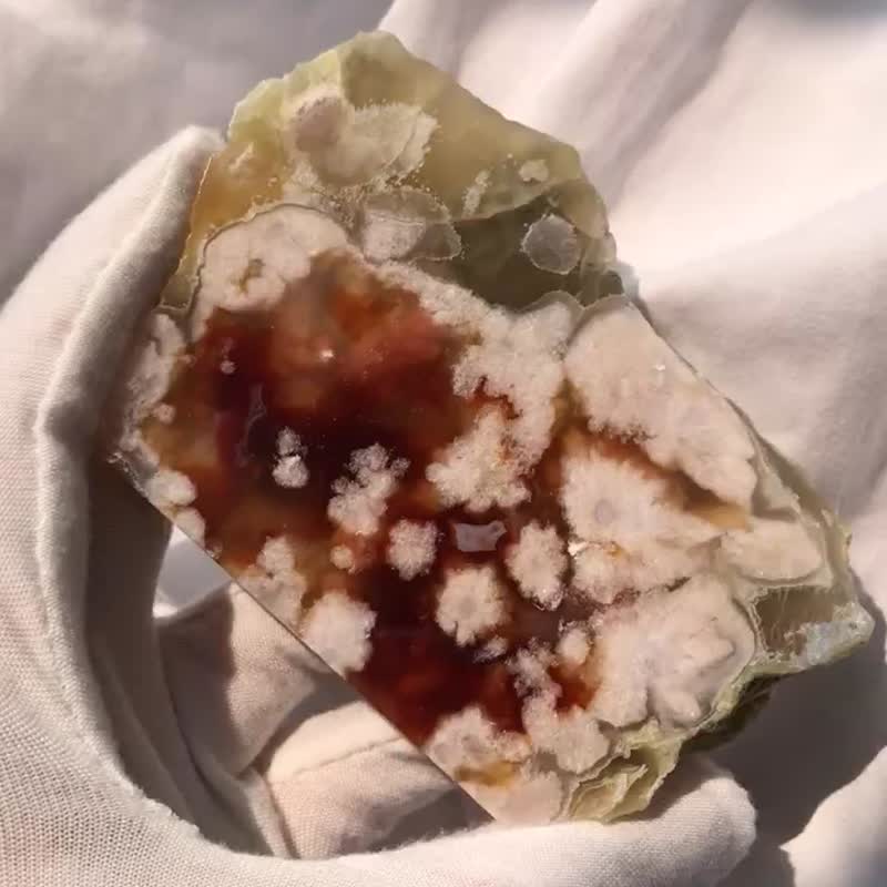 玛达加斯加 樱花玛瑙片 少有苹果绿色 焦糖 盆景 crystal 摆设 摆 - 摆饰 - 水晶 绿色