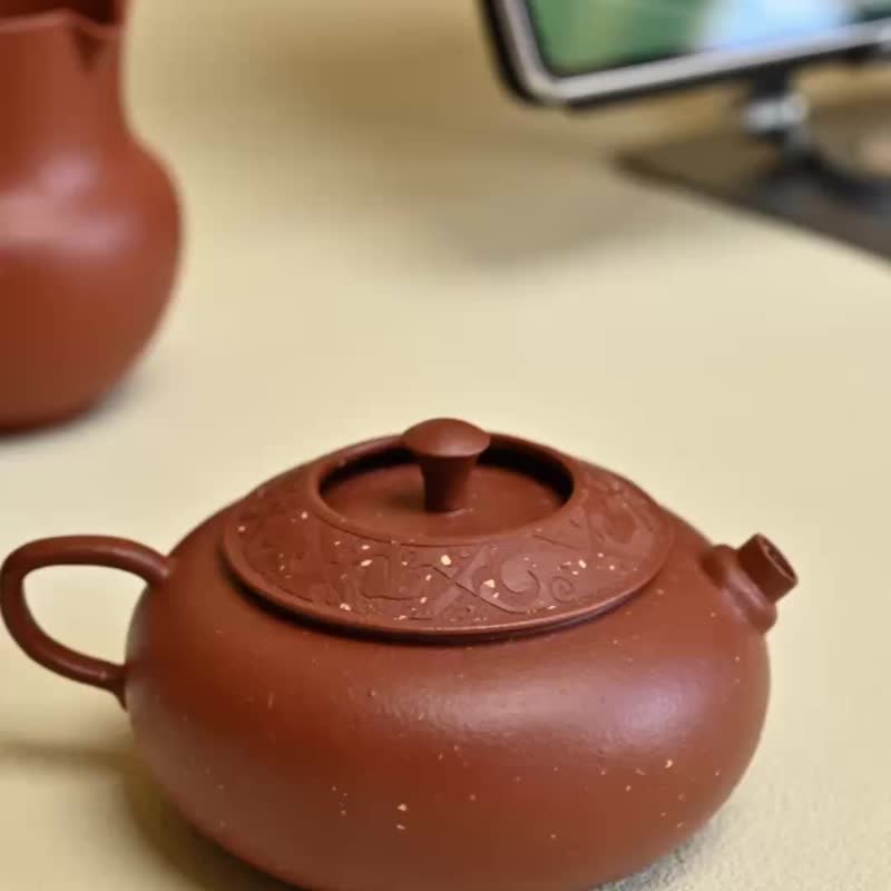 圆系列原矿朱泥半阙 宜兴非遗紫砂壶解构主义泡茶壶茶器150cc - 茶具/茶杯 - 陶 红色