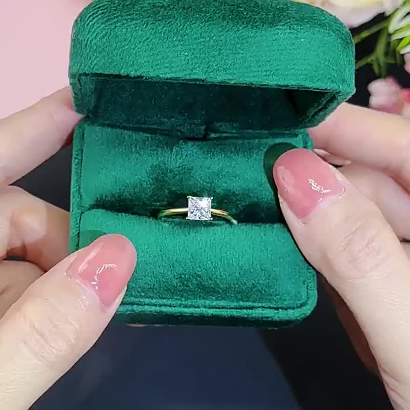 高碳钻戒指  正方形款  交换礼物 - 戒指 - 宝石 