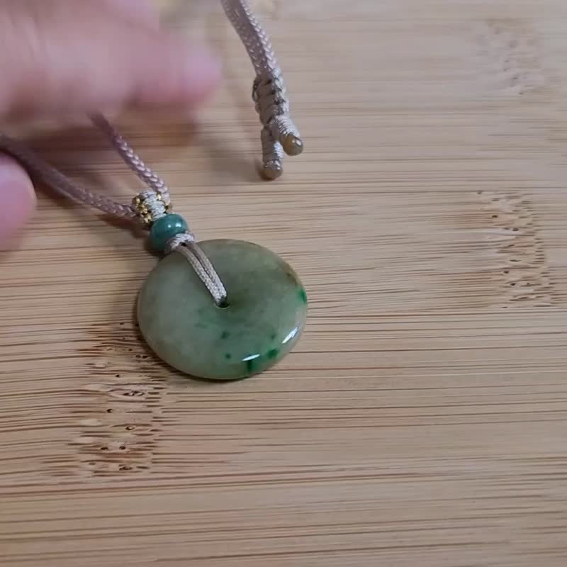 【亲翠】天然翡翠 冰黄加绿漂亮特色少见花色平安扣调整式绳链 - 项链 - 玉石 多色
