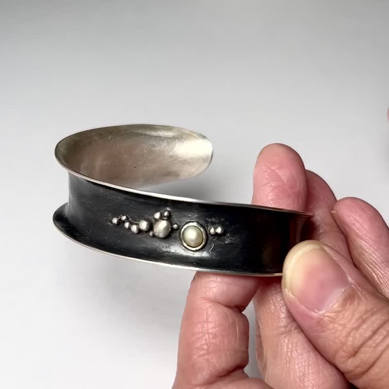 【Line 系列】 #a334 鞍型珍珠手环/ 925银/ 手工礼物/ 定制化 - 手链/手环 - 银 银色