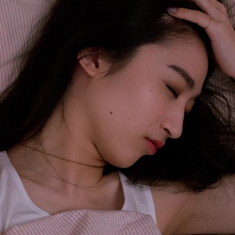 睡眠喷雾礼盒 50mL大容量枕香织品喷雾  - 舒缓好梦森林木质调 - 香薰/精油/线香 - 精油 