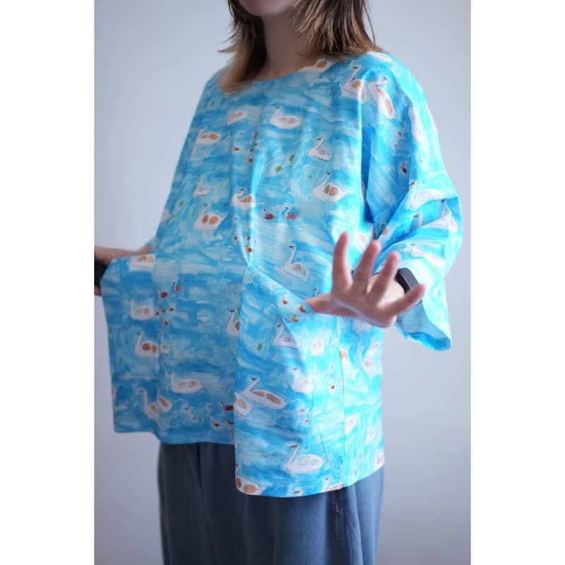 鸭鸭天鹅船有袖四方衣 - 女装上衣 - 棉．麻 蓝色