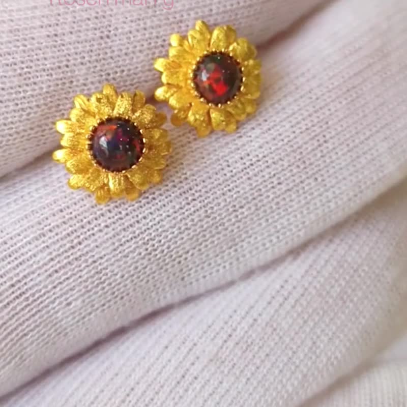 天然黑欧泊宝石花朵耳环 925 纯银镀金 - 耳环/耳夹 - 纯银 黑色