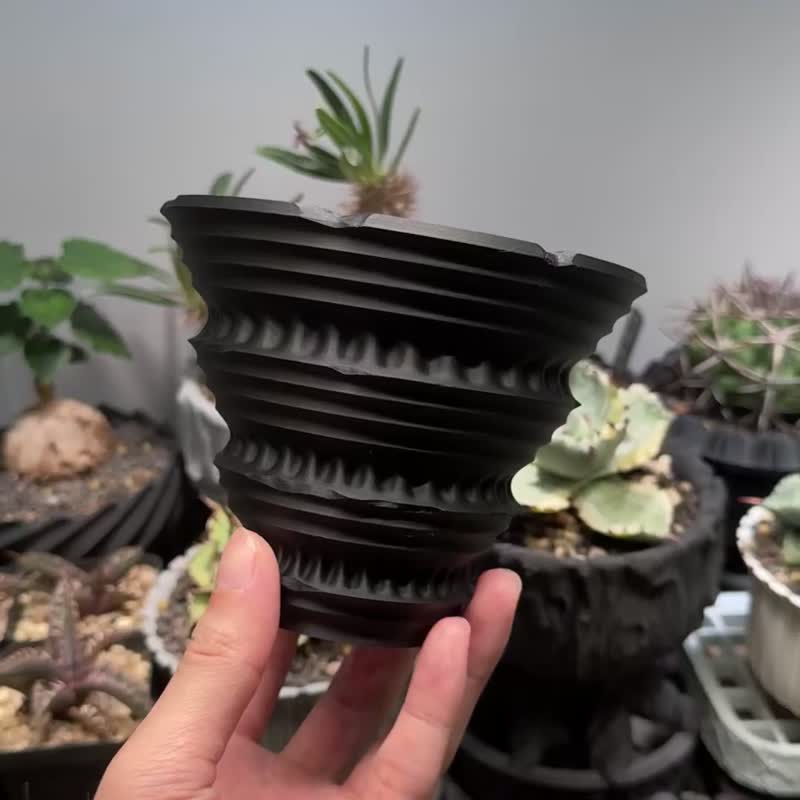 CBP011 植木钵 (2 色) 块根 多肉 耐热 室内 室外 原创 香港制造 - 植栽/盆栽 - 塑料 多色