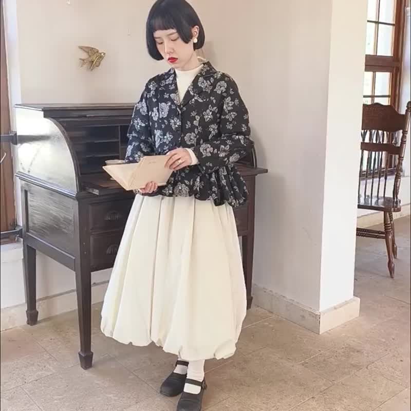 黑白提花 法式復古少女暗夜玫瑰提花西裝 荷葉邊外套 - 女装休闲/机能外套 - 聚酯纤维 黑色