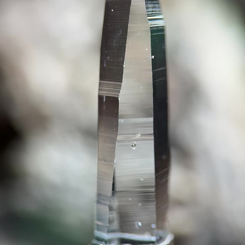 天然矿石 / 哥伦比亚水晶 / 护符 - 晨曦 03/ 水晶柱项链 - 项链 - 水晶 透明