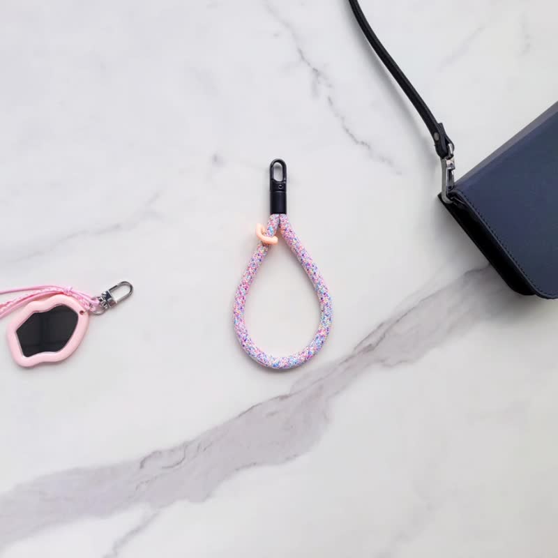 可拆式随身镜手腕挂绳连夹片 手机手腕绳 手腕绳 4色 棉花糖粉 - 挂绳/吊绳 - 其他人造纤维 粉红色