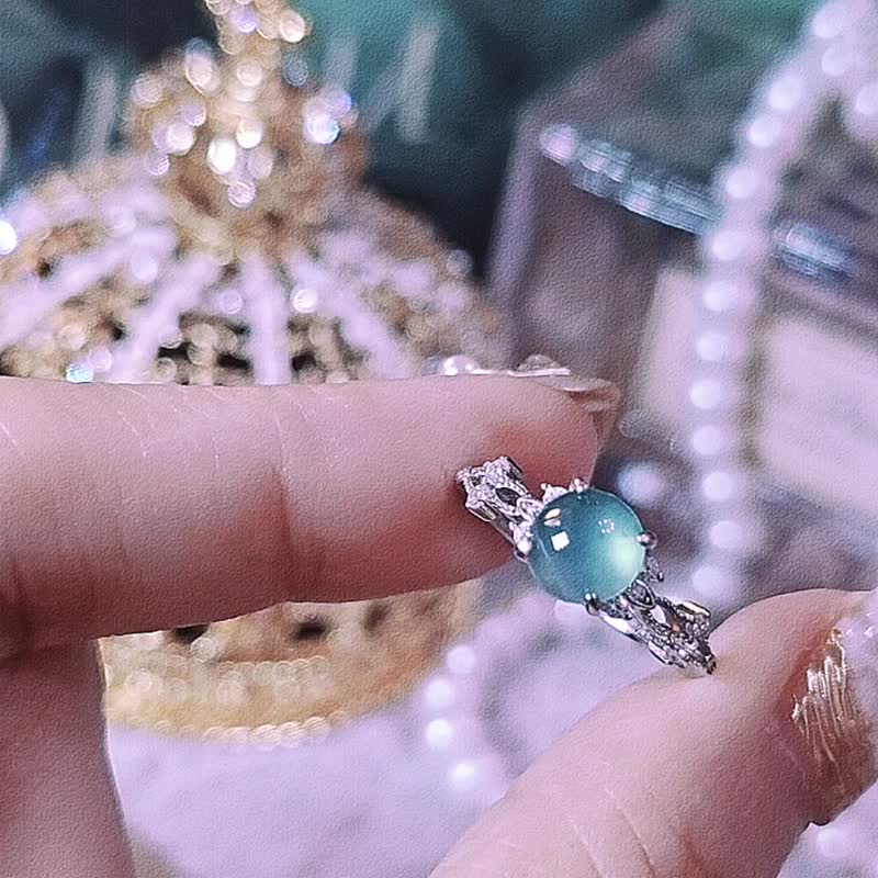 福利品|蕾丝蓝刚|A货翡翠冰玻蓝刚蛋面6.4mm纯银镀18k蕾丝戒指 - 戒指 - 玉石 