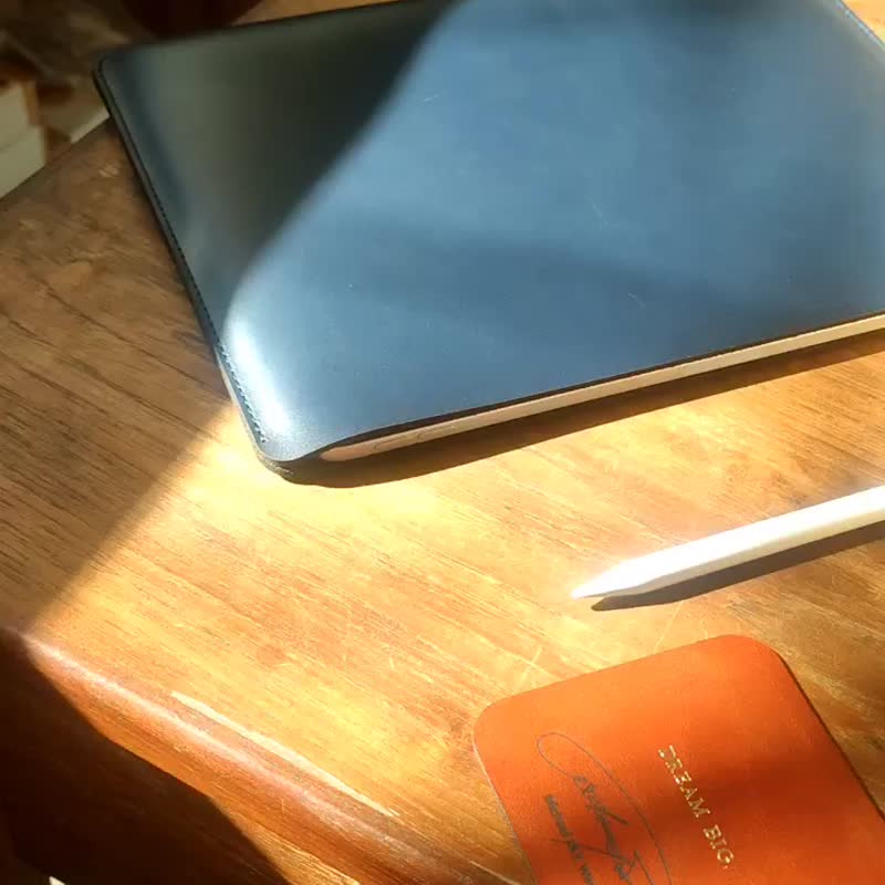 UNIC皮革iPad专属保护套 / 真皮平板防撞包 / 电脑包【可定制化】 - 电脑包 - 真皮 咖啡色