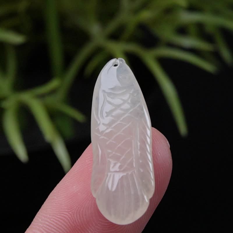 冰种翡翠龙鱼项链 | 裸石 | 天然缅甸玉A货翡翠 | 送礼 - 吊饰 - 玉石 透明