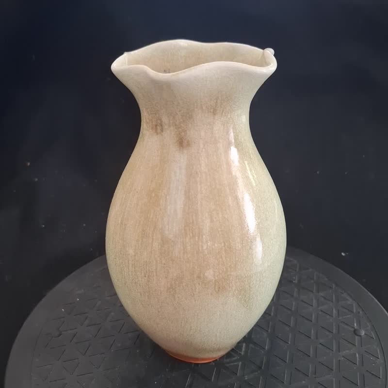 手拉胚柴烧花器自然落灰火吻印记个性商品最佳礼物纪念品 - 花瓶/陶器 - 陶 
