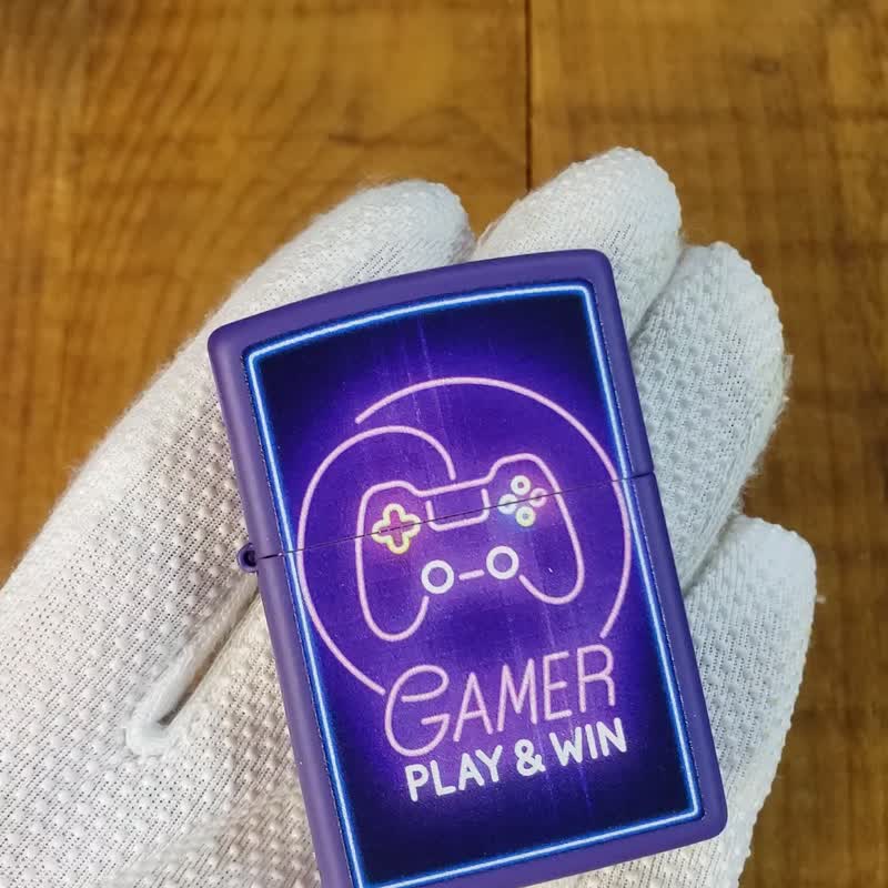 【ZIPPO官方旗舰店】 游戏玩家防风打火机 49157 - 其他 - 铜/黄铜 紫色