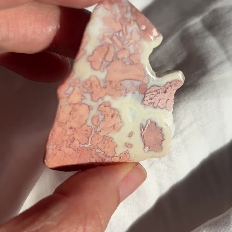 樱花玛瑙片 软糖 闪亮球型水晶牙 盆景 crystal 摆设 摆件 - 摆饰 - 水晶 粉红色