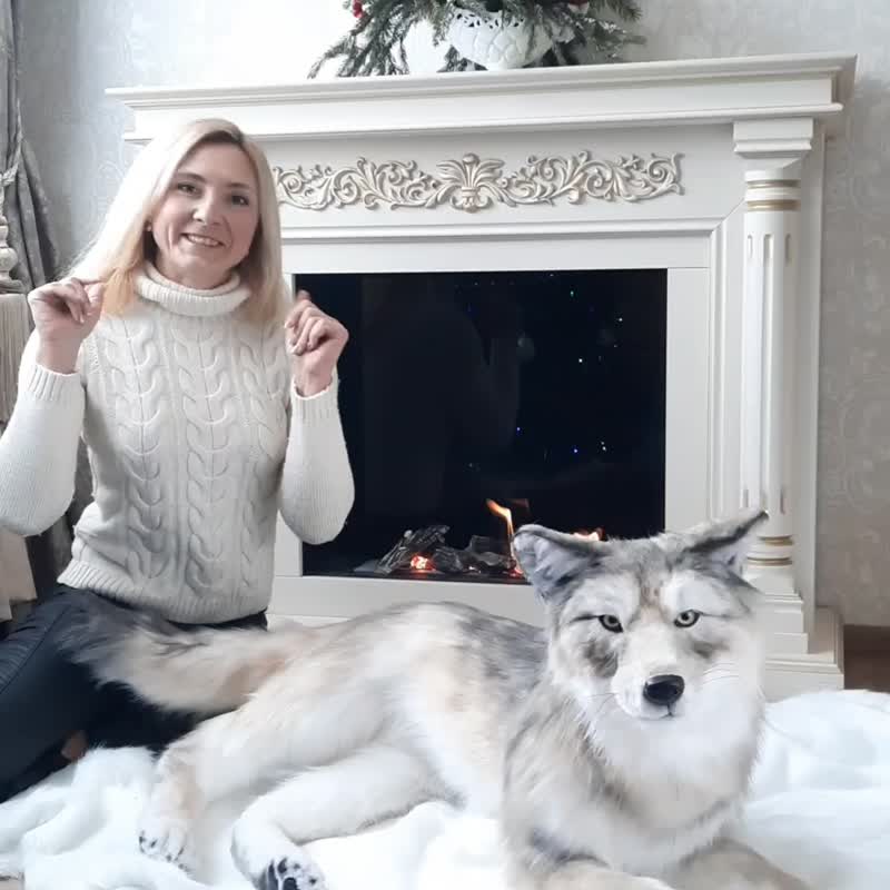 Wolf realistic plush animals. Ooak toy. Wolf stuffed toy - 玩偶/公仔 - 其他材质 灰色