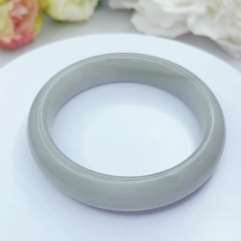 NO.116冰烟灰飘花佘太翠 内径 59MM 圈口 意境美 佘太玉 平安镯 - 手链/手环 - 玉石 灰色
