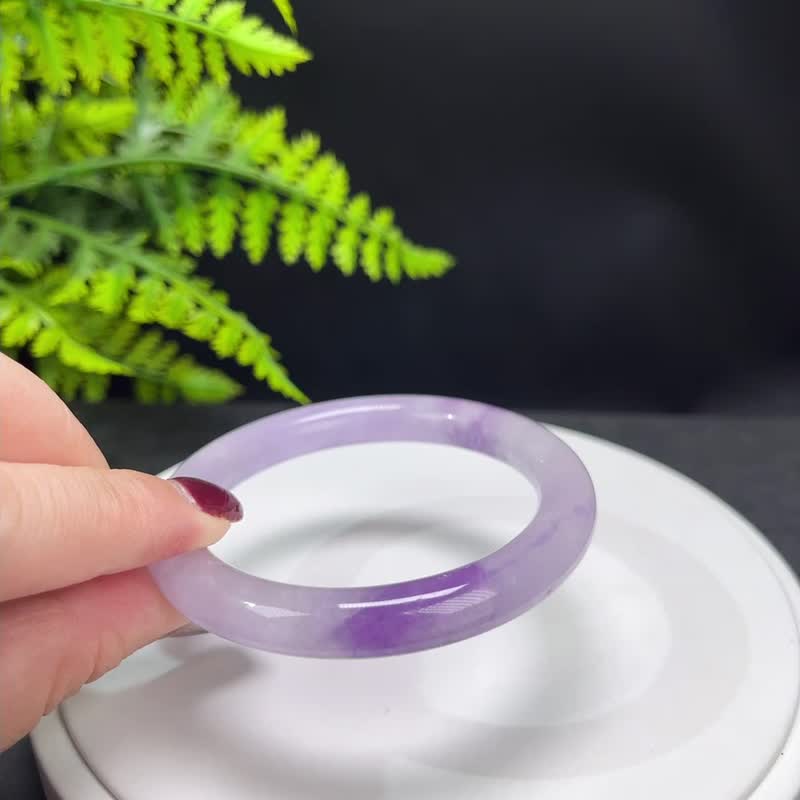 精品 紫水晶手镯 56MM 冰润星光闪片紫色水晶手环 直觉意识守护 - 手链/手环 - 水晶 紫色