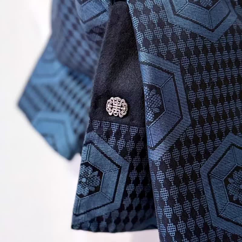 设计师手作日本古董布蓝黑几何六角龟甲花朵蓝色菱格围巾披肩 - 围巾/披肩 - 羊毛 蓝色