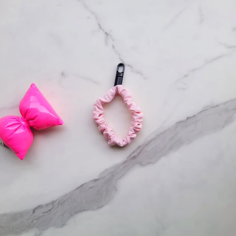 弹性可调节可拆式蝴蝶结手腕挂绳 手机手腕绳 手腕绳 5色 星空黑 - 挂绳/吊绳 - 其他人造纤维 黑色