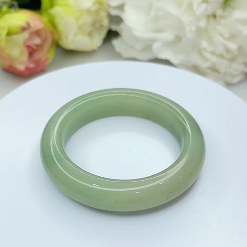NO.77稀有冰种豆绿飘花佘太翠玉手镯 50MM 圈口 手环 手镯 平安镯 - 手链/手环 - 玉石 多色