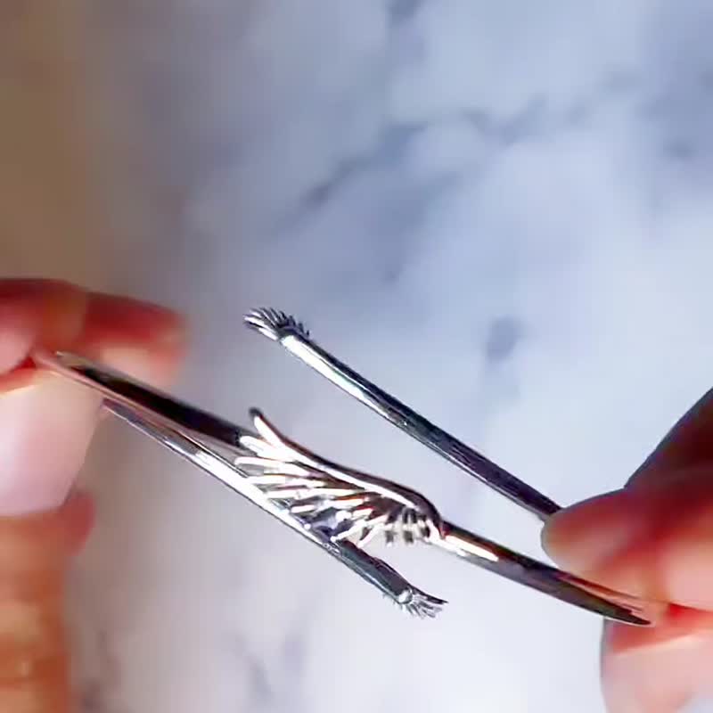 飞翔之翼纯银弹力手鈪 - 手链/手环 - 纯银 银色