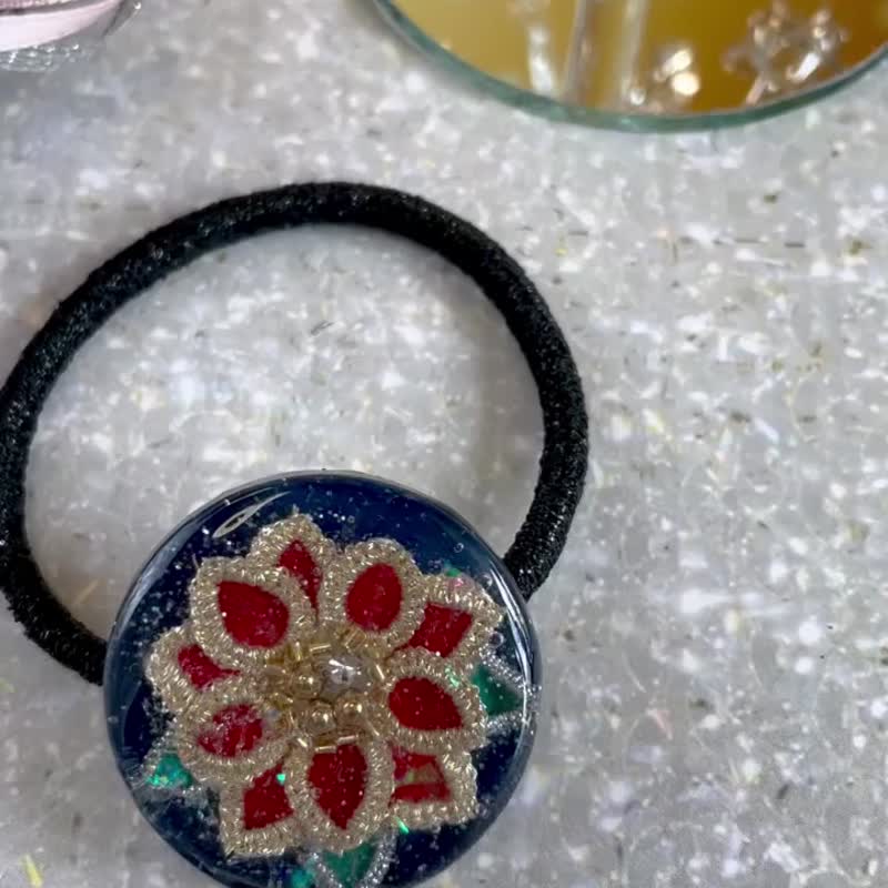 一品红雪花发带　深蓝色　红色和绿色 - 发饰 - 树脂 红色