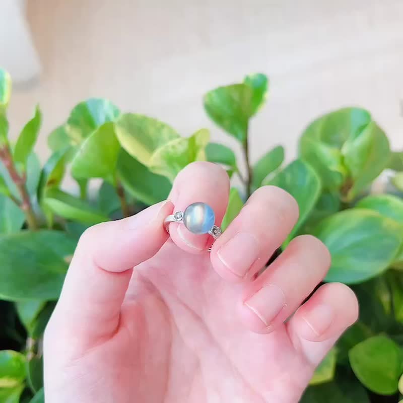 全冰透咕溜彩色光晕拉长石 灯泡纯银戒指 尼泊尔水晶 - 戒指 - 水晶 灰色