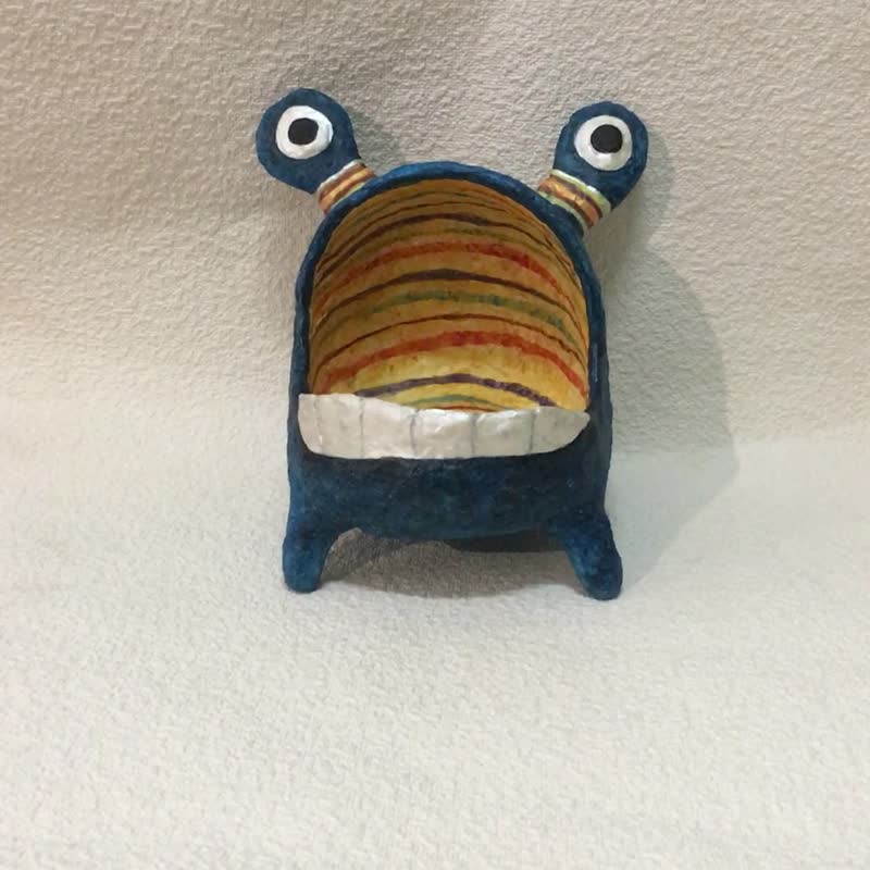 A little container handcraft doll / Mr. Big mouth monster No.6 (Turquoise) - 摆饰 - 环保材料 蓝色