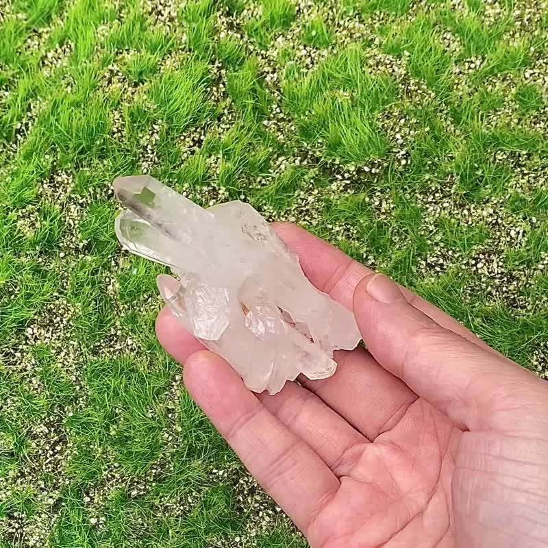 天然冰透体小白晶簇 白水晶 家居 办公室 疗愈 消磁 能量 摆件 - 其他 - 水晶 白色