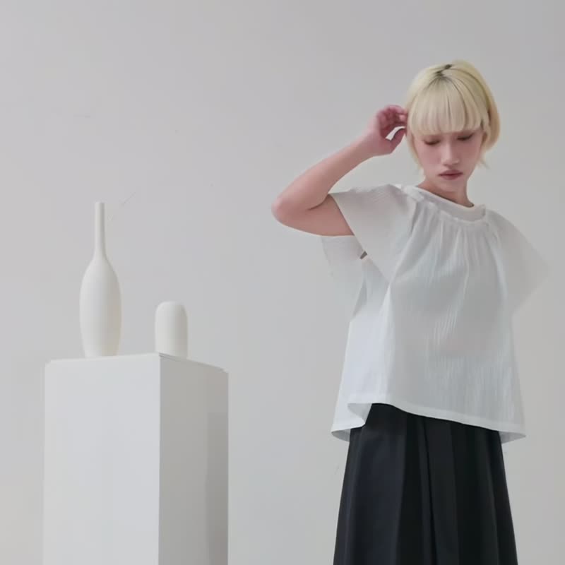 日常都好搭 | 抽褶领口提花廓形上衣 - 女装上衣 - 其他材质 白色