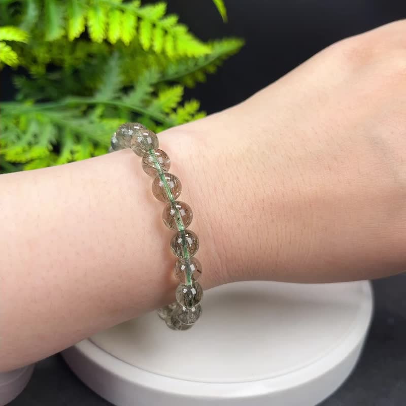 天然绿色碧玺发晶手串8mm冰透绿色发丝水晶女吸引财富智慧生机 - 手链/手环 - 宝石 绿色