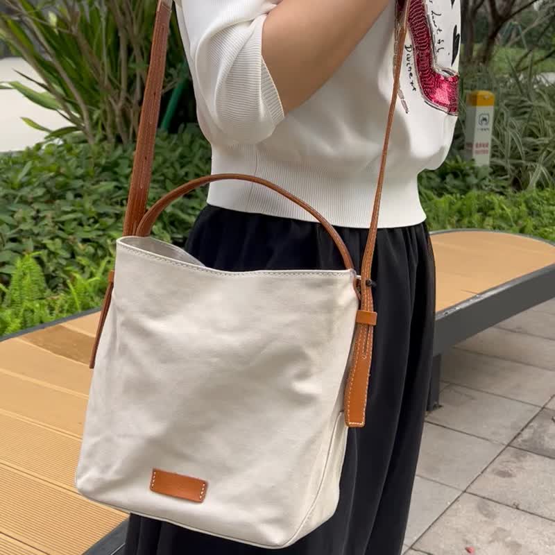 帆布包 郵差包 真皮帆布水桶包 日系帆布女包 真皮斜挎包 - 侧背包/斜挎包 - 棉．麻 