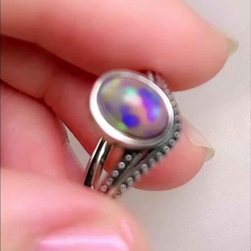 v型简约花边 白欧泊戒指 / 蛋白石 / 925纯银 / Opal - 戒指 - 宝石 