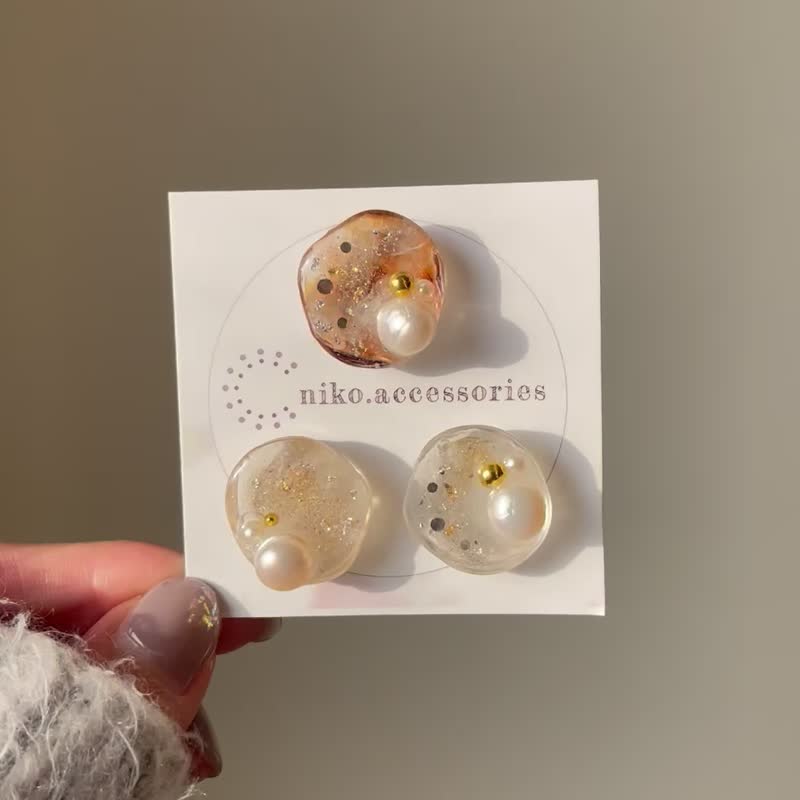 手作耳环 淡水珍珠 日本手作家 - 耳环/耳夹 - 树脂 咖啡色