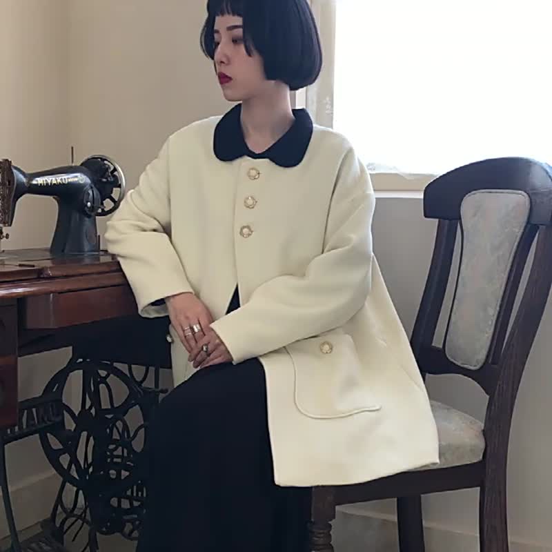 米杏色 30%羊毛軟糯廓形大衣 花花少女紐扣口袋中長款秋冬外套 - 女装休闲/机能外套 - 羊毛 白色
